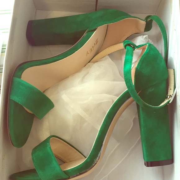 Heels - Picture 1 of 3